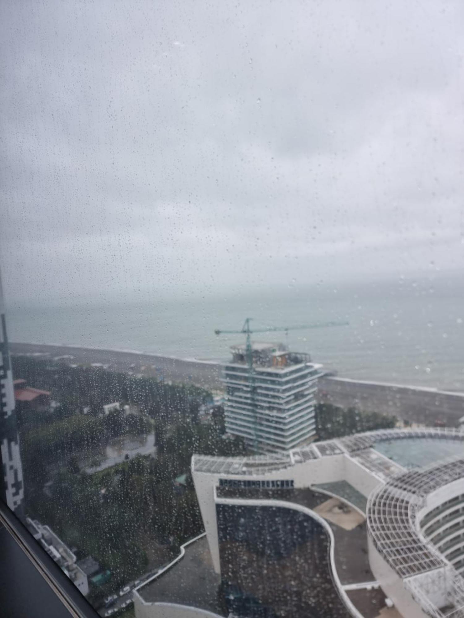 Premium Apartment In Porta Batumi Tower Экстерьер фото