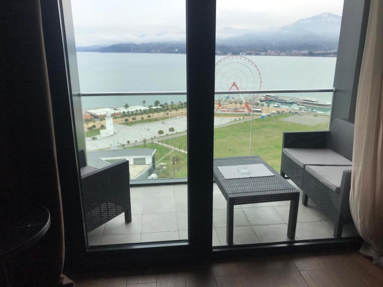 Premium Apartment In Porta Batumi Tower Экстерьер фото